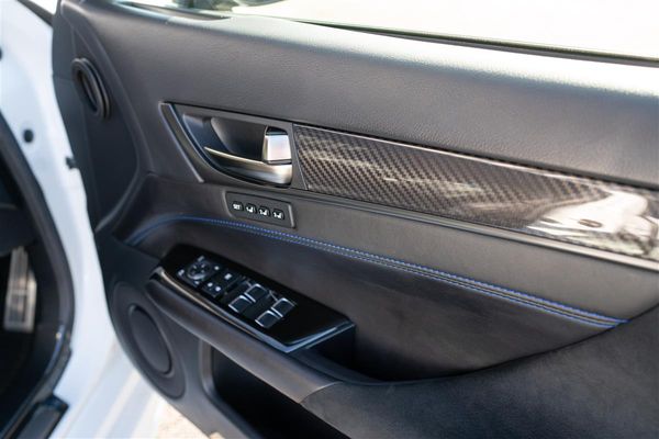2016 Lexus GS F 5.0L V8 JDM COLLECTIVE ITEM Carousel 18