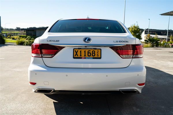 2013 Lexus LS 600 LS600h 5.0L V8 VERSION C Carousel 6