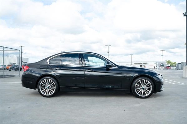 2017 BMW 340i LCI LUXURY LINE B58 240KW Carousel 20