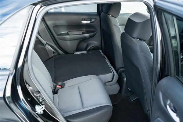 2020 Honda Fit 1.3L PURE PETROL LOW KS Carousel 15