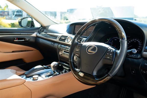 2013 Lexus LS 600 LS600h 5.0L V8 VERSION C Carousel 13