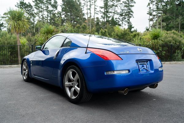 2005 Nissan Fairlady 350Z V6 VERSION ST LOW K Carousel 1