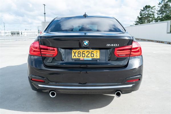 2017 BMW 340i LCI LUXURY LINE B58 240KW Carousel 27