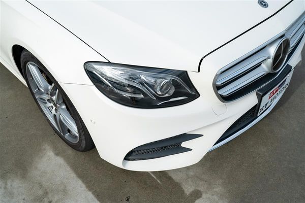 2018 Mercedes-Benz E 200 SPORT AVANTGARDE ESTATE WAGON Carousel 4
