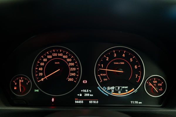 2016 BMW 340i LCI F30 M-SPORT B58 STOCK Carousel 18
