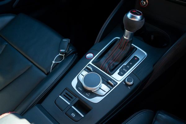2016 Audi RS3 SPORTBACK GRADE 4.5 IMMACULATE Carousel 18