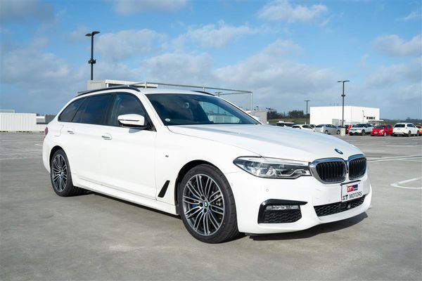 2017 BMW 540i B58 X-DRIVE TOURING M-SPORT Carousel 1