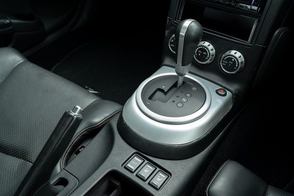 2005 Nissan Fairlady 350Z V6 VERSION ST LOW K Carousel 8