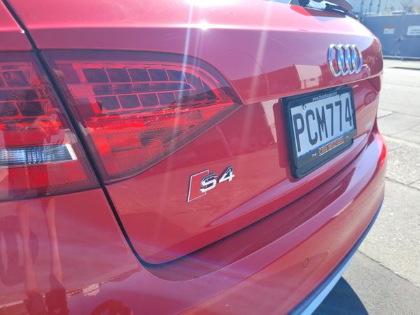 Avant TSFI Quattro Carousel 3