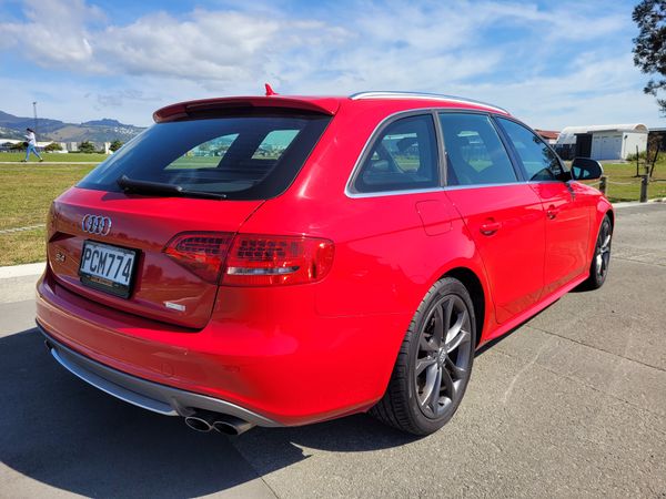 Avant TSFI Quattro Carousel 2