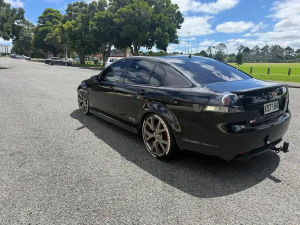 2006 Holden commodore v8 supercharged Carousel 4
