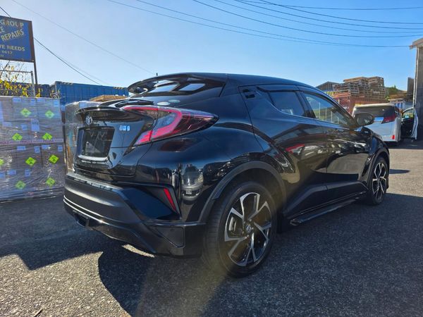 2017 Toyota C-HR G Model Reversing Camera, Parking Sensors, Cruise Control ! Carousel 11