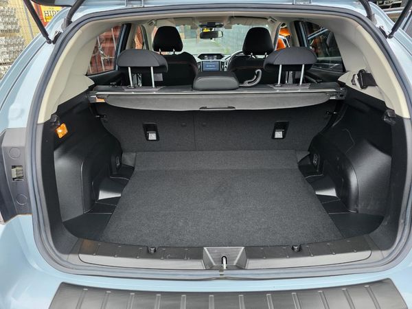 2017 Subaru XV AWD 2.0I-S EYESIGHT with Reversing Camera, Cruise Control ! Carousel 5