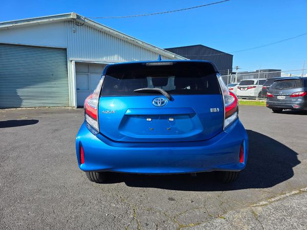 2018 Toyota Aqua Hybrid Newshape with Reversing Camera ! Carousel 13