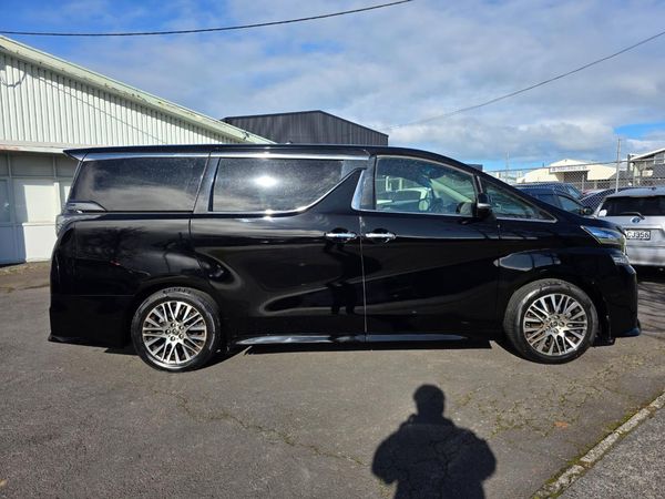 2015 Toyota VELLFIRE 7 Seaters with Loads of Features ! Carousel 15