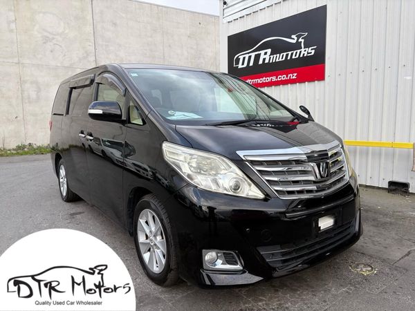 2012 Toyota Alphard 7 Seaters with Reversing Camera, Parking Sensors !