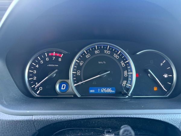 2015 Toyota ESQUIRE XI Carousel 14