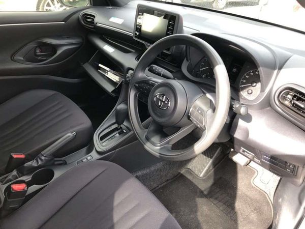 2020 Toyota Yaris X Carousel 2