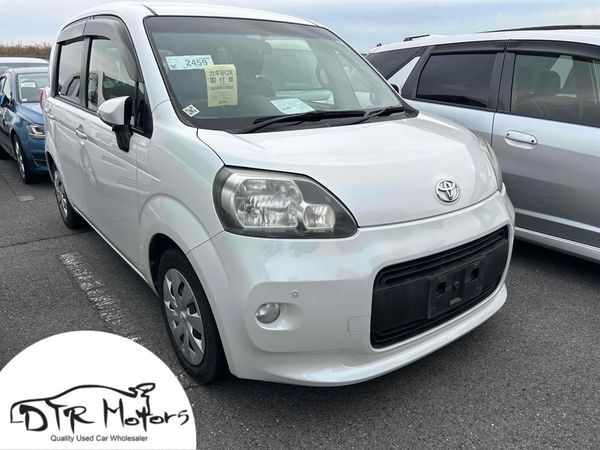 2013 Toyota Porte G