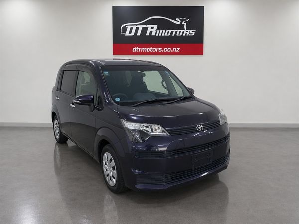 2013 Toyota SPADE Carousel 12