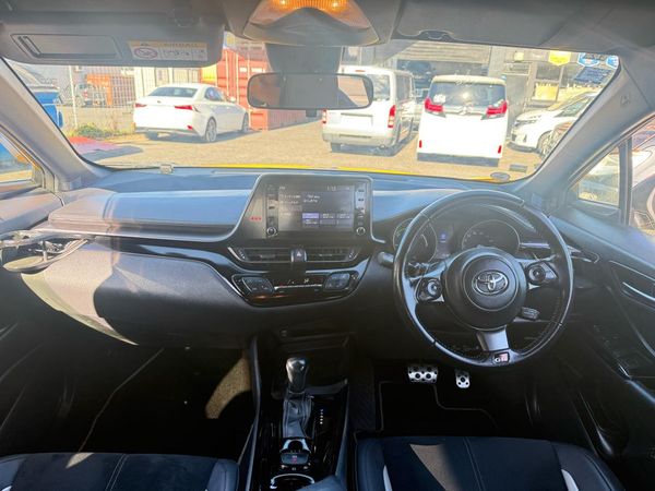 2019 Toyota C-HR GR Sprts Hybrid with Reversing Camera, Cruise Control ! Carousel 2