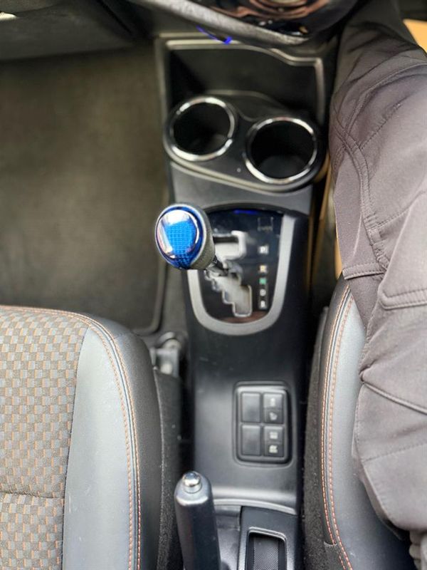 2015 Toyota Aqua X-URBAN Carousel 15