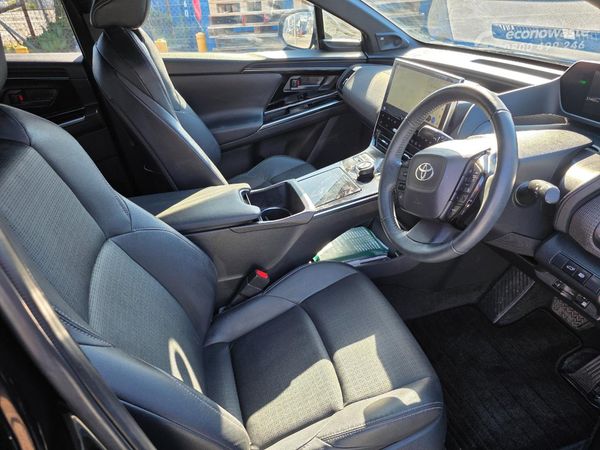 2023 Toyota BZ4X Electric 4WD with Reversing Camera, Parking Sensors, Cruise Control ! Carousel 2