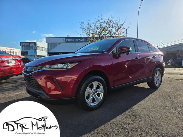 2020 Toyota Harrier Hybrid with Revesing Camera, Parking Sensors, Cruise Control !