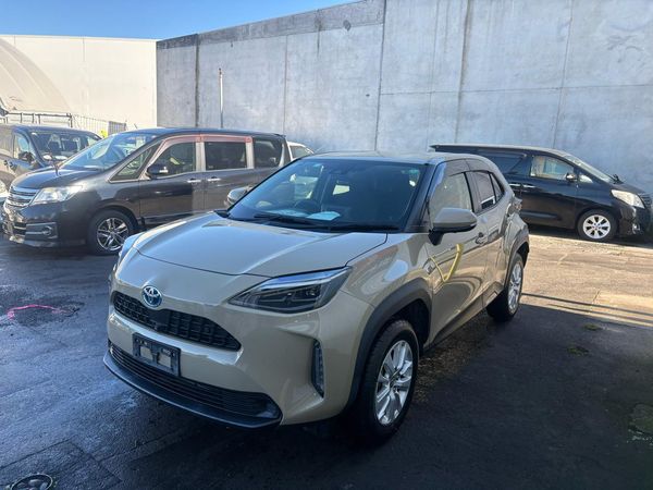 2021 Toyota YARIS CROSS HYBRID G Carousel 11