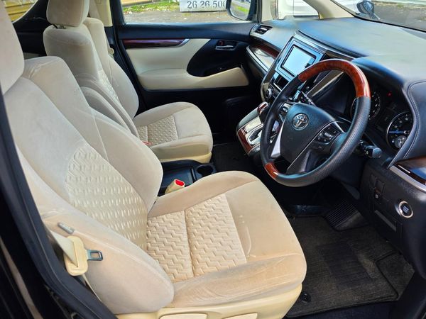 2016 Toyota VELLFIRE 2.5Z 8 Seaters with Reversing Camera, Parking Sensors ! Carousel 4