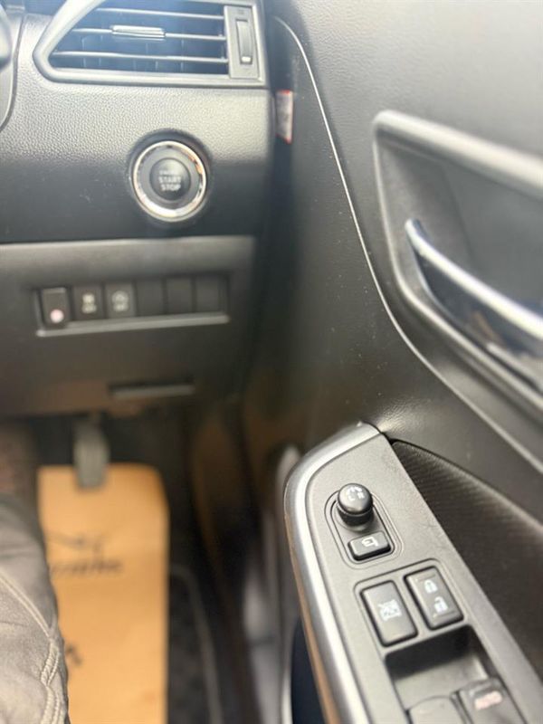 2017 Suzuki swift RS Hybird Carousel 3