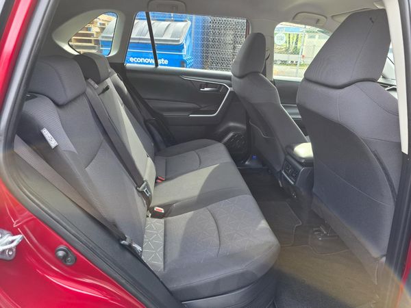 2019 Toyota RAV4 Hybrid X with Reversing Camera, Parking Sensors, Cruise Control ! Carousel 3