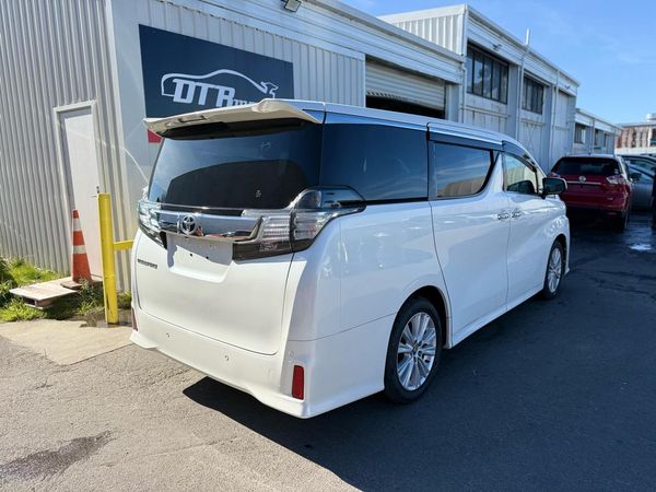 2015 Toyota VELLFIRE 2.5Z Carousel 13
