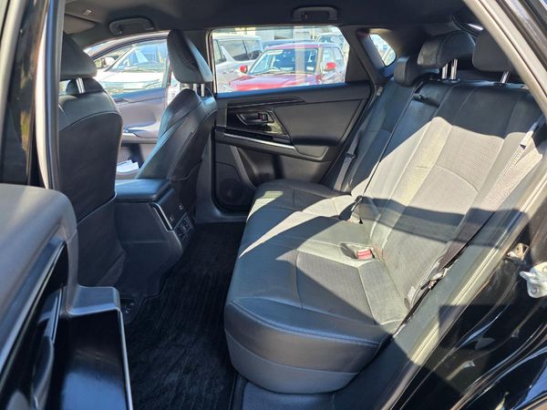 2023 Toyota BZ4X Electric 4WD with Reversing Camera, Parking Sensors, Cruise Control ! Carousel 5