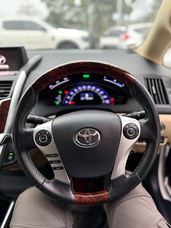 2014 Toyota Sai G Carousel 8