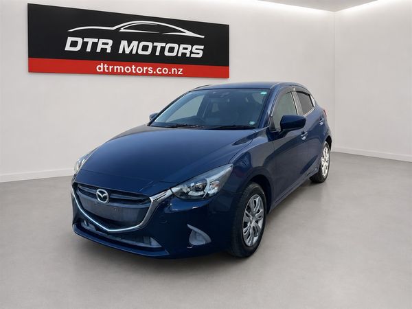 2015 Mazda Demio Carousel 10
