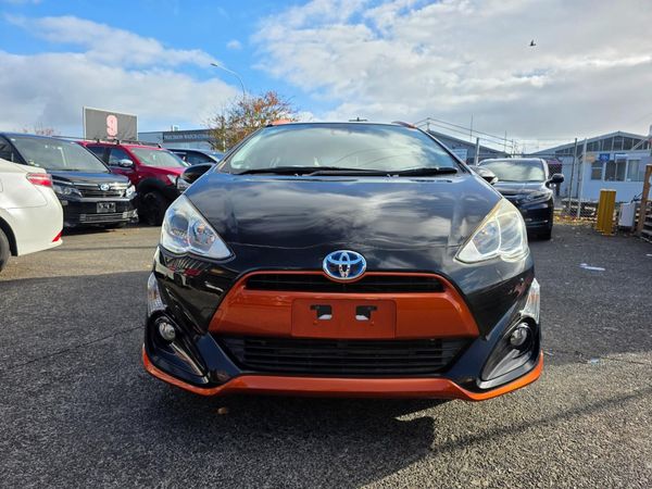 2016 Toyota Aqua X-Urban with Reversing Camera, Half Leather Seats !1 Carousel 8
