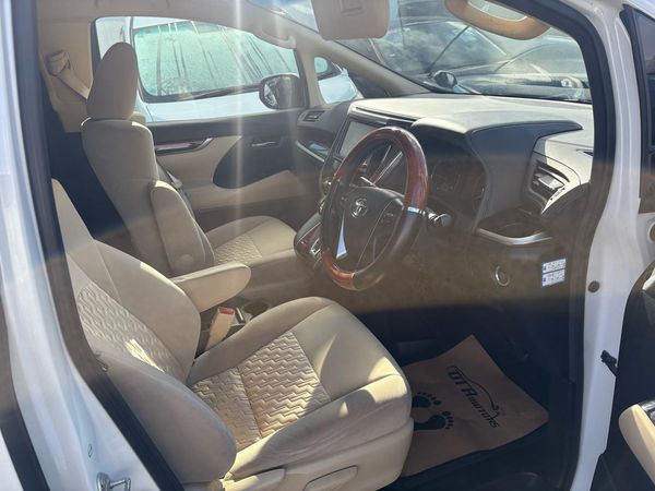 2015 Toyota VELLFIRE 2.5X Carousel 4