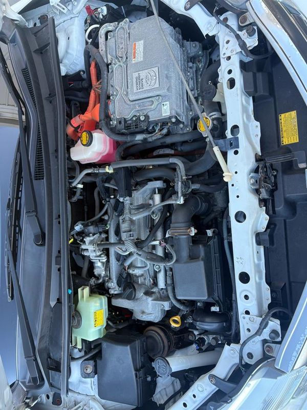 2015 Toyota Corolla FIELDER HYBRID Carousel 4