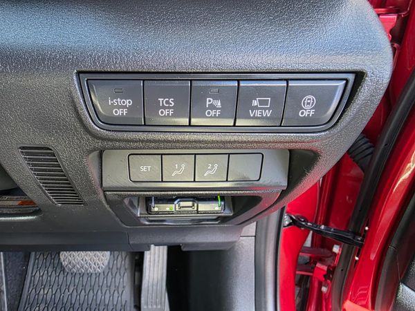 2020 Mazda MX-30 Hybrid Skyactiv G Model with Reversing Camera, Parking Sensors, Cruise Control ! Carousel 3