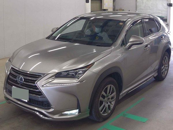 2014 Lexus NX NX300H VERSION L Carousel 3