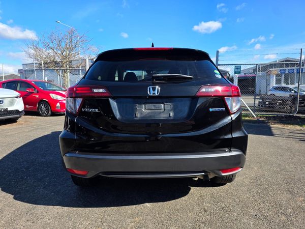 2014 Honda Vezel Hybrid X with Reversing Camera, Cruise Control ! Carousel 12