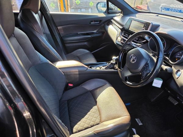 2017 Toyota C-HR G Model Reversing Camera, Parking Sensors, Cruise Control ! Carousel 6