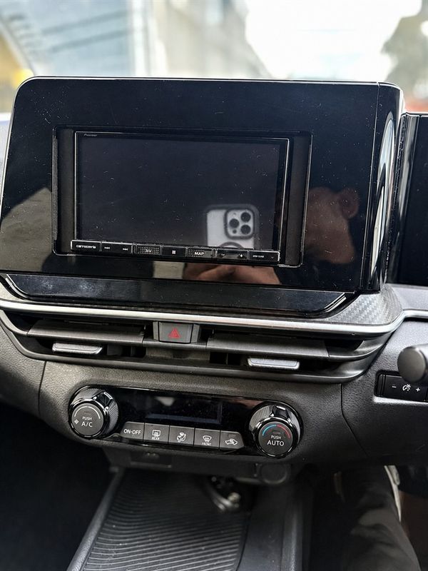 2021 Nissan Note E-POWER Carousel 1