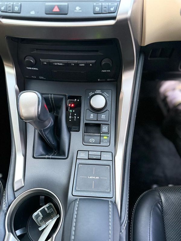 2015 Lexus NX 300H Leather seat Carousel 1