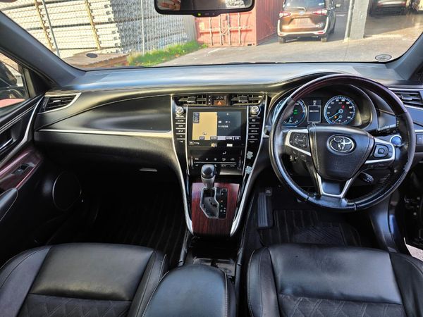 2014 Toyota Harrier Hybrid Premium 4WD with Reversing Camera, Parking Sensors, Cruise Control ! Carousel 1