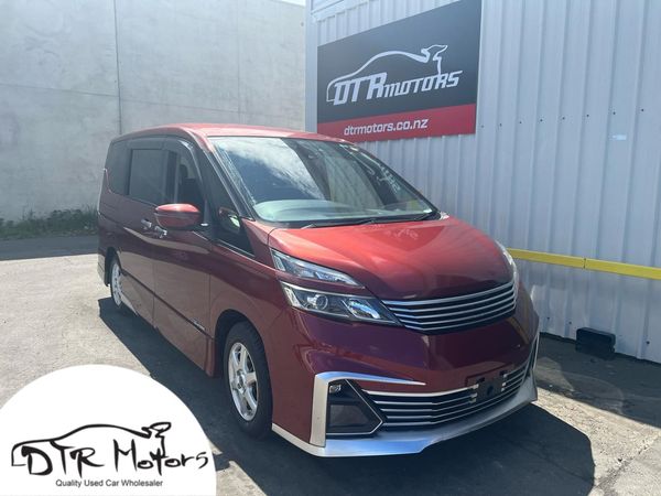 2017 Nissan Serena Hybrid 8 Seaters with Reversing Camera & Cruise Control !