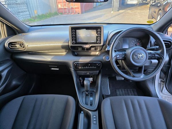 2021 Toyota Yaris Hybrid X with Reversing Camera, Parking Sensors, Cruise Control ! Carousel 1