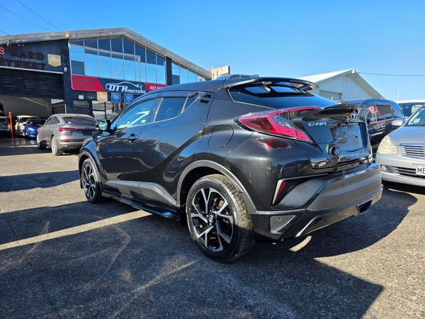 2017 Toyota C-HR G Model Reversing Camera, Parking Sensors, Cruise Control ! Carousel 13