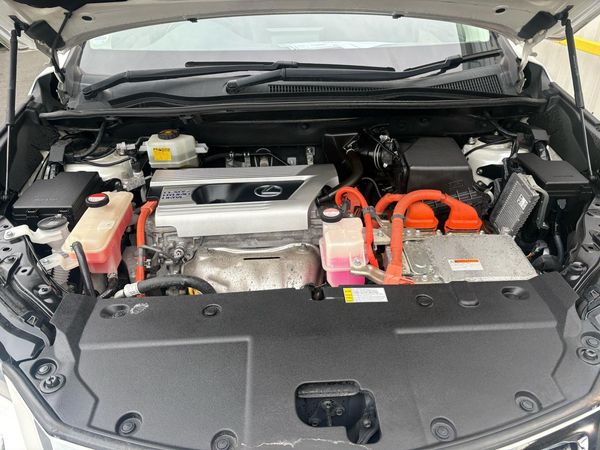 2015 Lexus NX 300H I PACKAGE Carousel 9